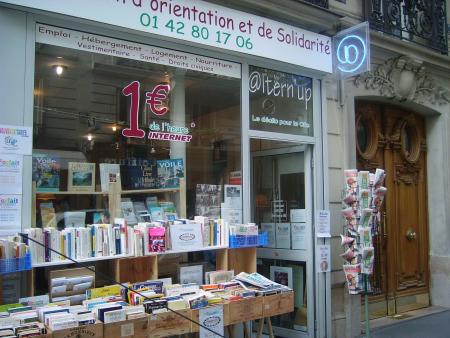 Ouvert du lundi au samedi de 0h  22 h - Le dimanche de 10 h  20 h